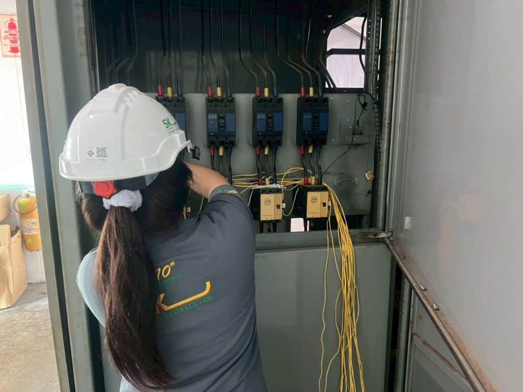 ระบบไฟ 3 เฟส 4 สาย