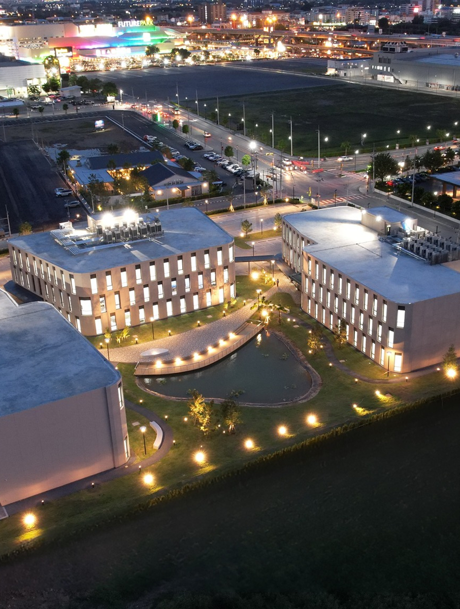 Rangsit Business Park Cover