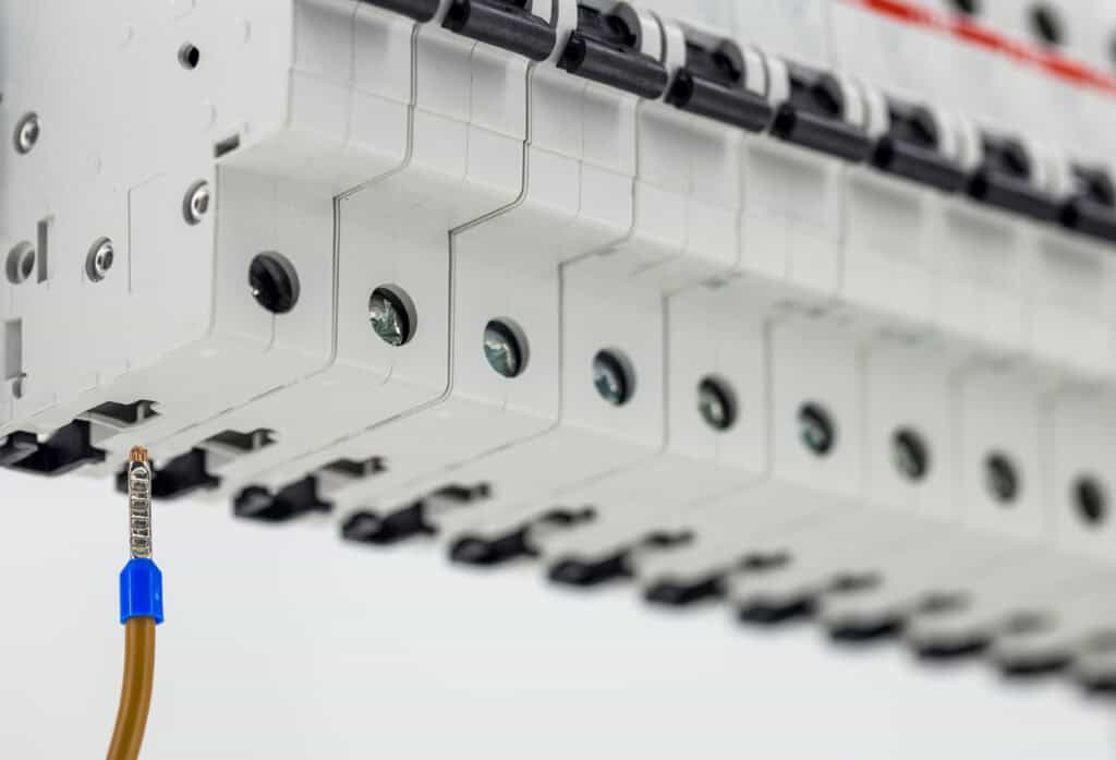 surge protection device คืออะไร